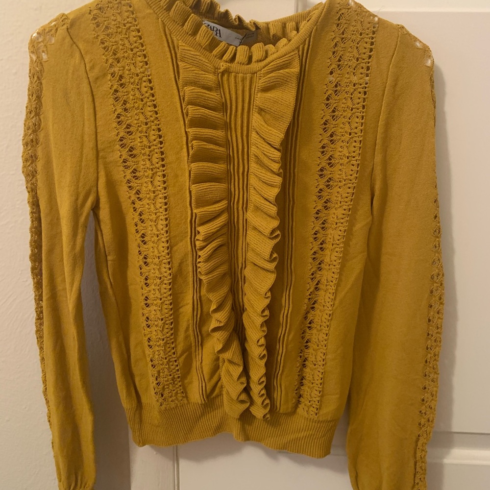 Zara sweater never worn
